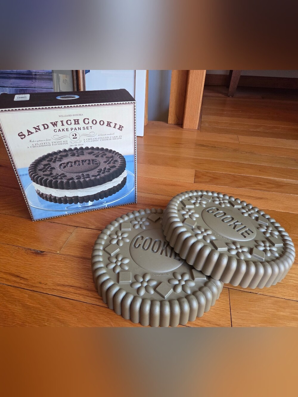 Williams Sonoma Sandwhich Cookie Cake Pan Set